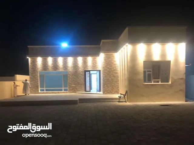 180 m2 2 Bedrooms Townhouse for Rent in Al Batinah Barka