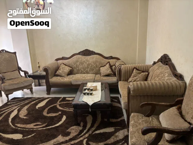 كنب للبيع بسعر150دينار