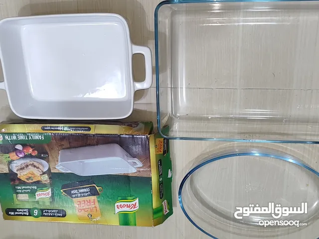 بيركس كبير من ايكيا وبيركس اصغر منه وصينيةبورسلان للفرن ماركة كنور knorr