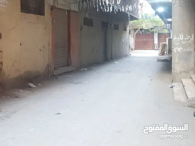 دور ارضى للبيع يمكن تقسيمه لمحلين كبار تانى نمره من شارع الشهيد احمد حمدى الرئيسى منطقه حيويه بالطوا