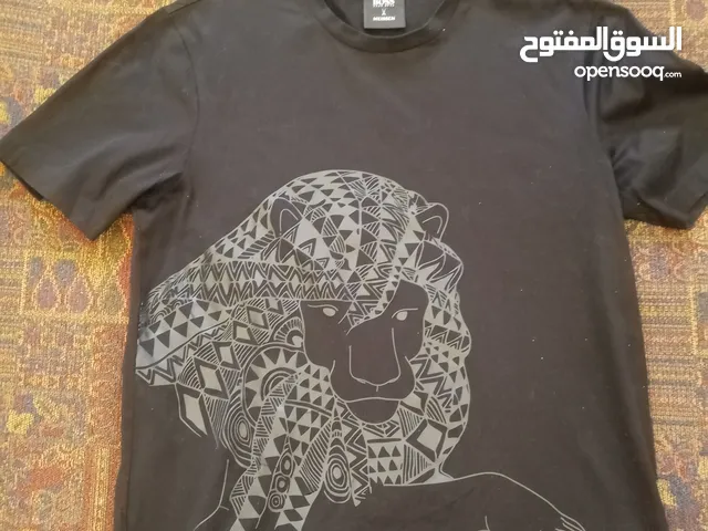 هوغو بوس قياس لارج ارماني اكس شانج قياس ميديوم / لارج بحال الجديد