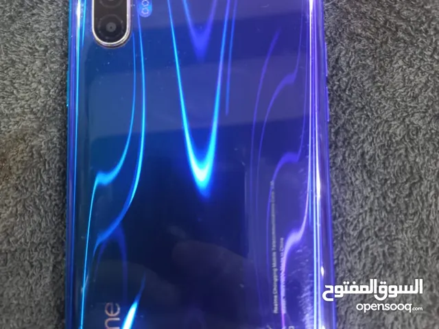 realme xt 128 8