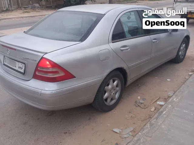 مرسيدس ككاويه توماتك المحرك الاحمر