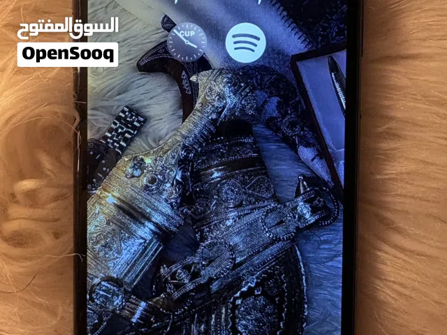 iPhone X  قابل للتفاوض او البدل ..........مهم الوصف
