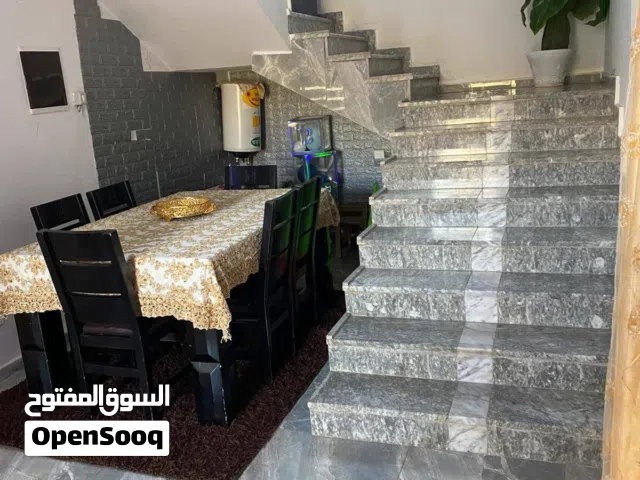 144 m2 3 Bedrooms Townhouse for Sale in Qalqilya Immatin