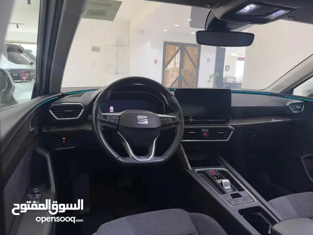 سيات ليون 2020 بحالة الشركة .خالية من العيوب والدهان