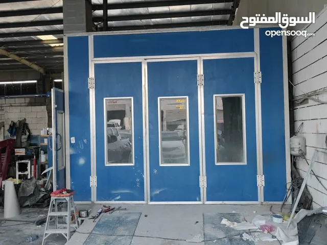 معدات لصيانة السيارات