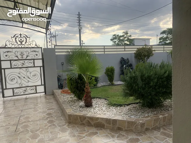 منزل موثث للبيع كامل مواصفات في مجمع اشتى ستي في اربيل يحتوي على سكيورتي و خدمات و ماء