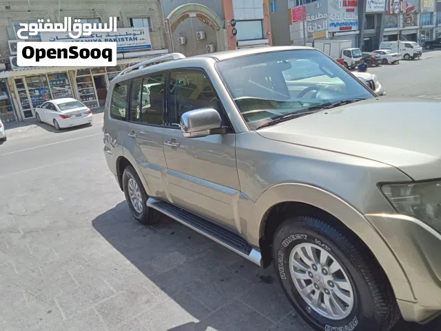 2013 Mitsubishi Pajero GLS