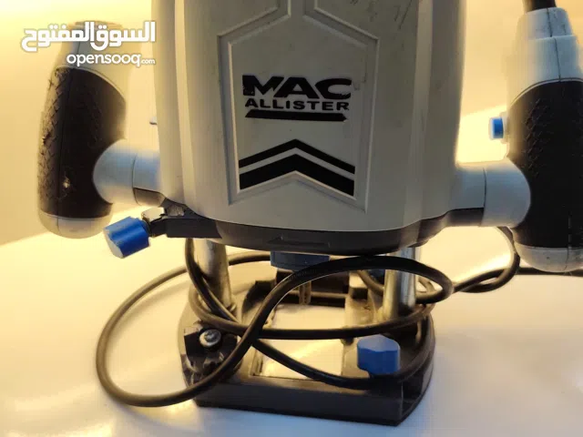 راوتر لنقش وتشكيل الخشب حجم كبير قطعتين بقوة 1200W مستعملات استيراد انجليزي بحاله ممتازة