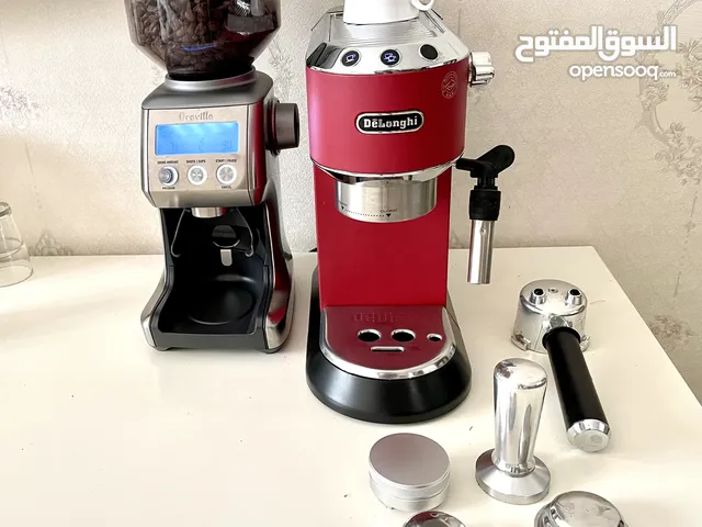 DeLonghi Coffee Machine with Breville Smart Grinder Pro and many Acccesories