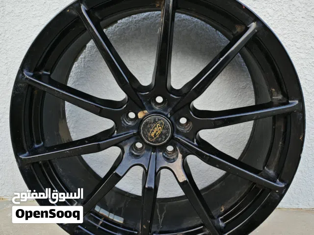 رنجات موستنج مقاس 20 بحاله ممتازة العدد 2للبيع مع التوصيل مجاني... السعر فقط 60 قابل للتفاوض..