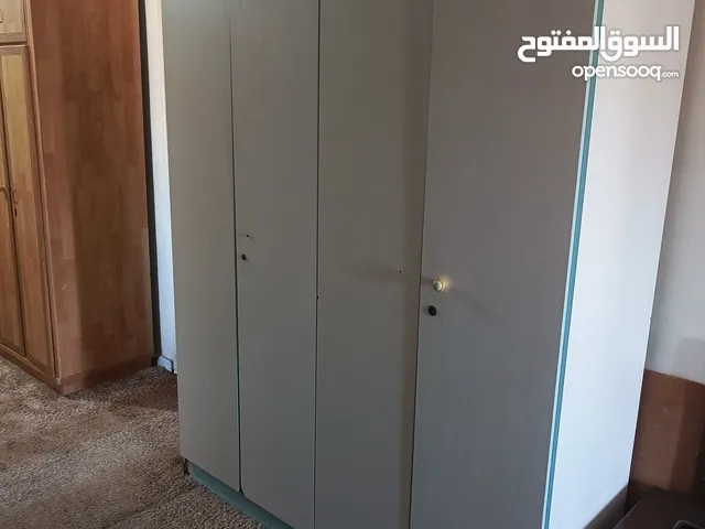 خزانة اربع ظرفات تفصيل