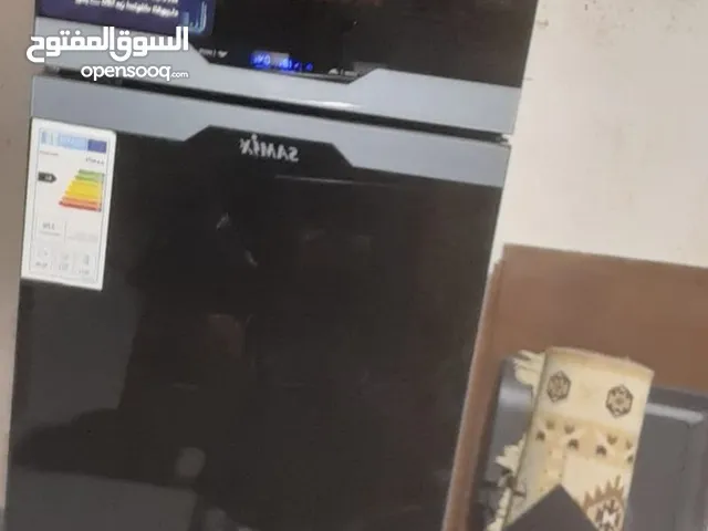 تلاجة شبه جديد واستعمال بسيط