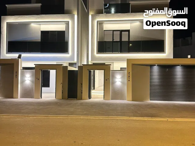 للبيع فيلا في مرتفعات بوشر