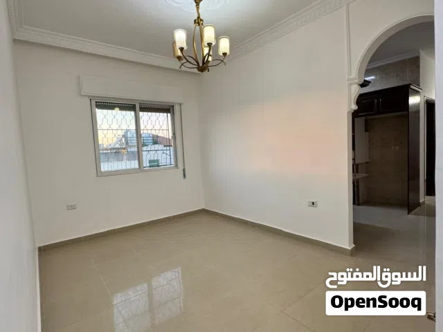 شقة سكنية للبيع في ضاحية الامير حسن  السعر قابل للتفاوض بعد المعاينة