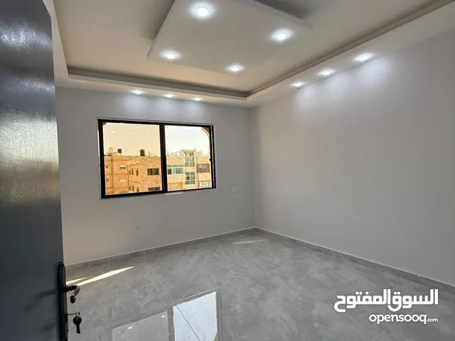 150 m2 3 Bedrooms Apartments for Sale in Zarqa Al Zarqa Al Jadeedeh