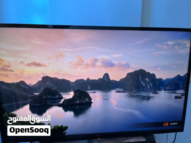 شاشة للبيع سوني نظيفه مقاس 40 بوصه