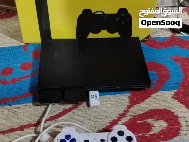 السلام عليكم ابلي استيشن 2 استعمال شهرين كامل ملحقاته وياه فلاش 32Gويده وحده
