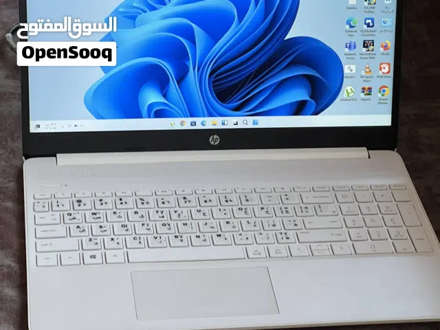 لابتوب HP 15-dw نظيف جداً - النسخة الكورية  - لون أبيض مميز