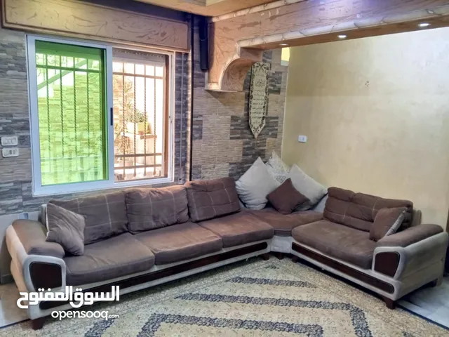 كورنر بحاله جيده جدا للبيع