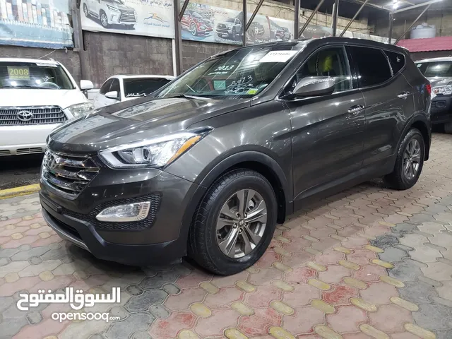 New Hyundai Santa Fe in Sana'a
