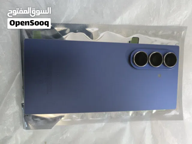 زد فولد 7قطع غيار الزجاجه الخلفيه