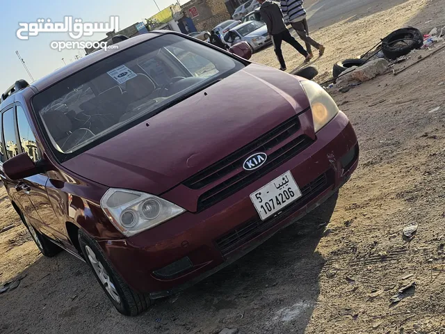 Used Kia Sedona in Tripoli