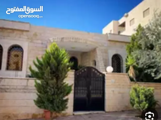 250m2 4 Bedrooms Townhouse for Sale in Amman Al-Baida