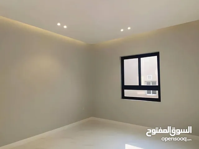 183 m2 5 Bedrooms Apartments for Rent in Jeddah Al Manar