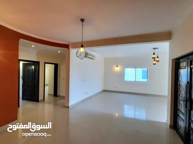 مدينة عراد/شقة راقية للايجار نظام فيلاء طابق كامل نصف مفروشة بسعر مغري