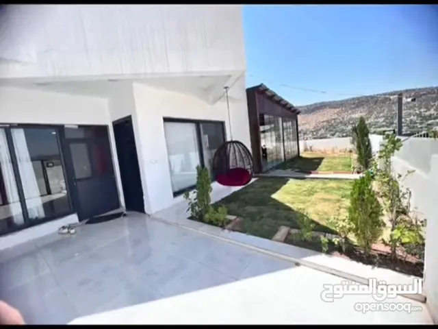 200 m2 2 Bedrooms Villa for Rent in Erbil Shaqlawa