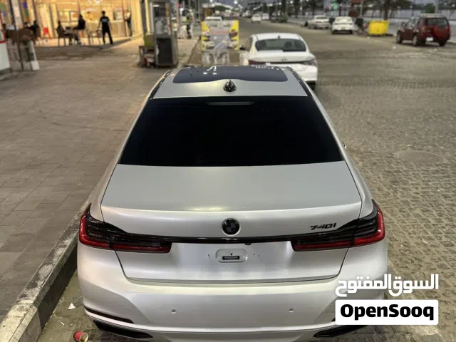 2020 بي ام دبليو الفئة 7 740