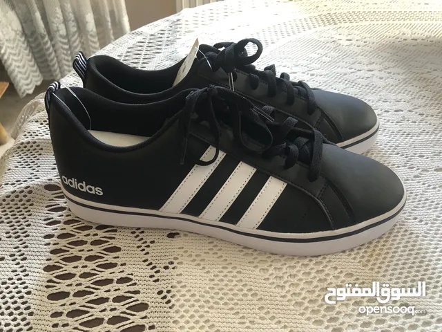 Adidas Sport Shoes in Amman