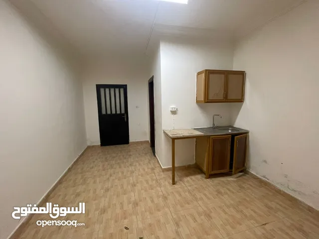 30 m2 Studio Apartments for Rent in Amman Jubaiha
