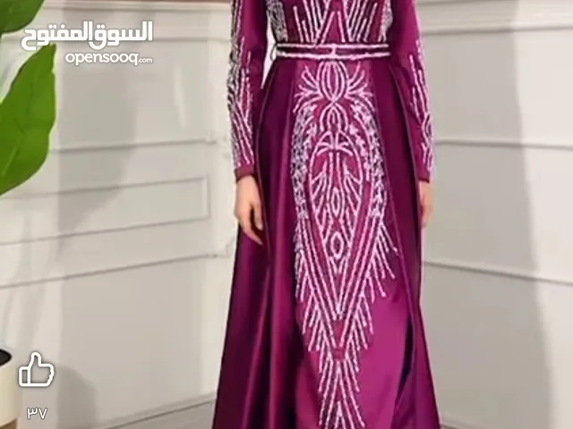 فستان سهرة جديد مش ملبوس