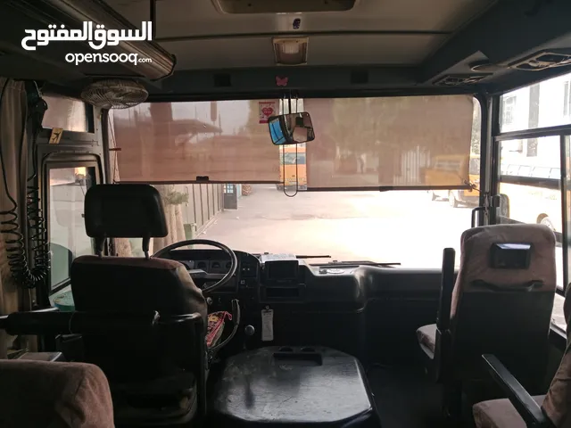 باص نقل طلاب باسم مدرسة . نوع افيكو للبيع موديل 2001 مرخص الى شهر 12