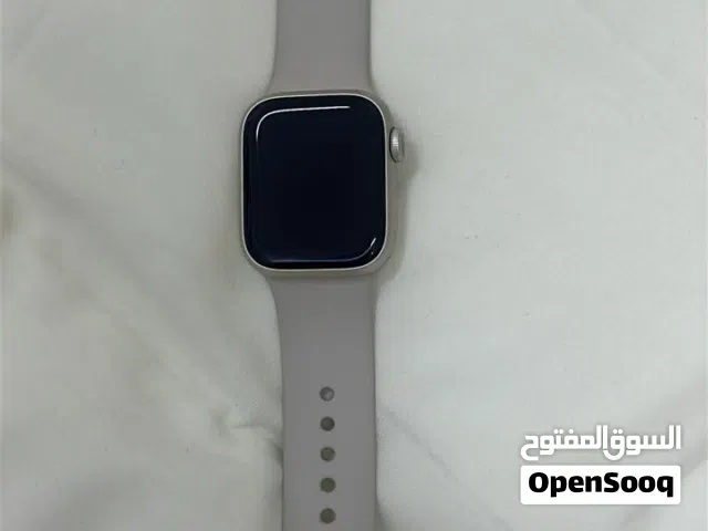 البطارية 100% والساعة Apple Watch Series 9 نظيفة ومع الكرتون.