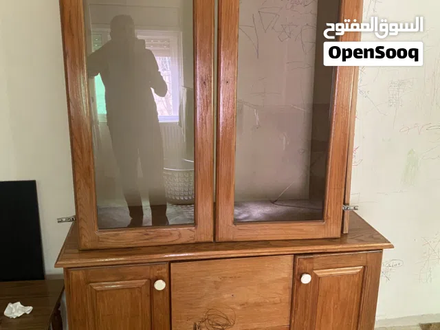 خزانة زجاج للبيع