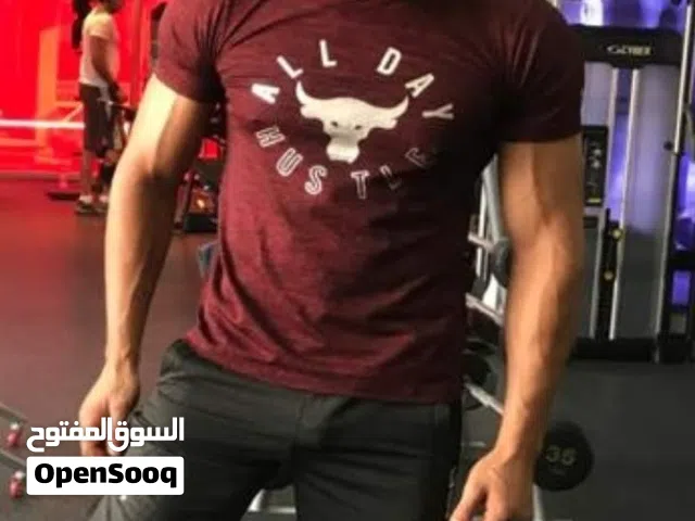 الكابتن عفت محمد عبيد مدرب جيم ولياقة بدنية وتنزيل دهون وزياده عضلية وتحسين لياقه الجسم