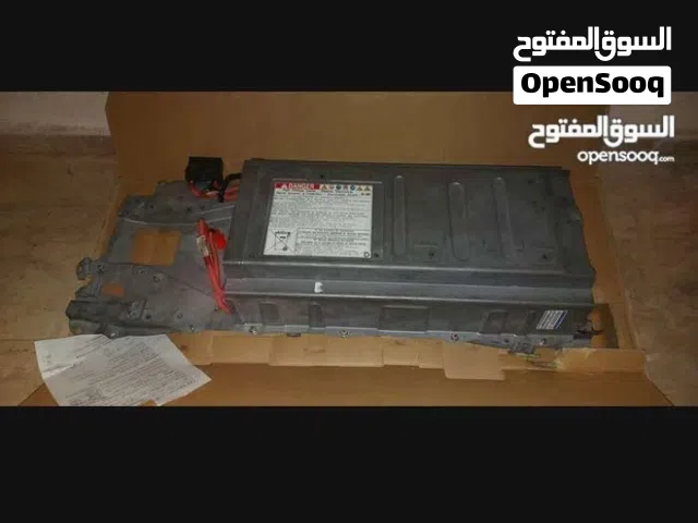 بطارية تويتا افالون مستعملة  رن علي وبقصرش معك وربي يباركلك بتيجي 34 خلية يمكن في ضعف ب6 الى 8 خلاية