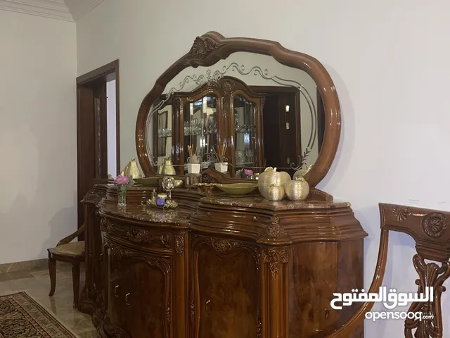 متوفر بوفي أكل خشب دمياااط فاخر حاجه ممتازه ربي يبارك المكان شارع الظل
