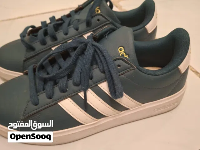جزمة جديدة و ممتازة
