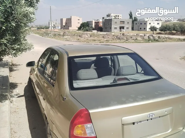 هونداي فيرنا 2000