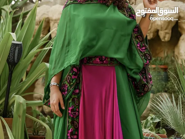 Royal touch = لمسة ملكية