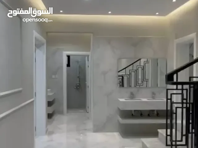 252 m2 3 Bedrooms Villa for Rent in Buraidah Al Hamr