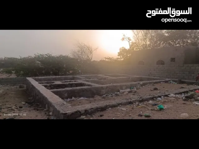 ارضية للبيع في بير احمد بفتحته السنترال حق بير احمد مسوسة ومقسمة ،15*15 بسعر 9مليون سعر نهائي البيع