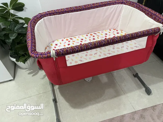 سرير اطفال جونيور للبيع