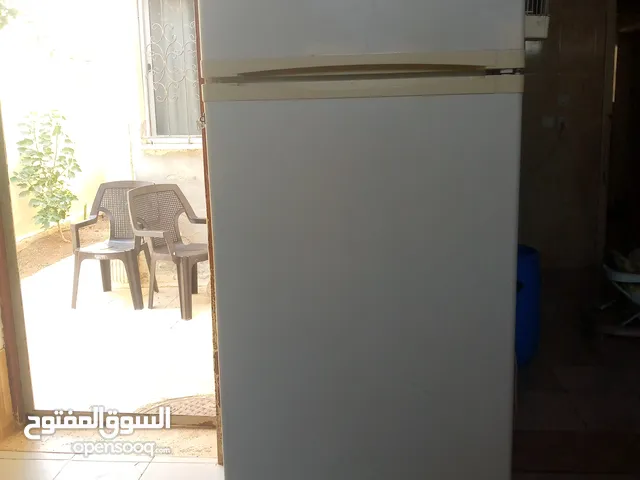 General Deluxe Refrigerators in Zarqa