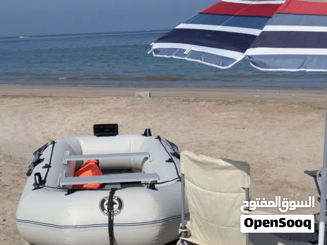 قارب نفخ قوي pvc مستعمل (شبه جديد)  inflatable boat pvc
